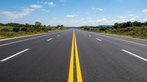 Road Lines and Lane Markings Explained: What Yellow and White Lines Mean